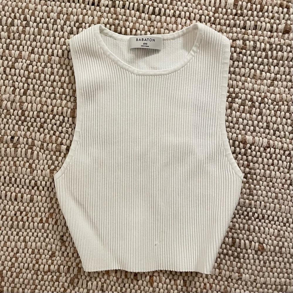 SOLD Aritzia Babaton Sculpt Knit  Racer Tank Top Cropped - Picture 2 of 6